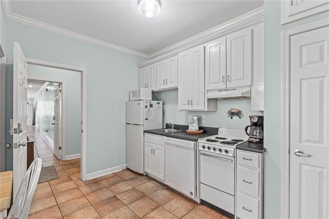 1701 Bienville Boulevard 201, Dauphin Island, AL 36528