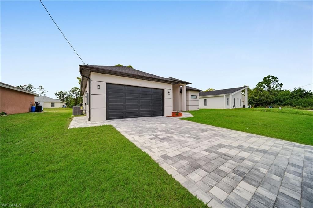 740 Chestnut ST E, LEHIGH ACRES, FL 33974 — photo 3