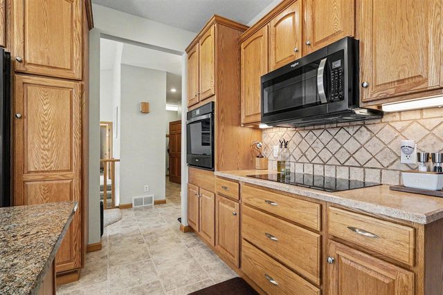6758 Windflower Way, Muskegon, MI 49444