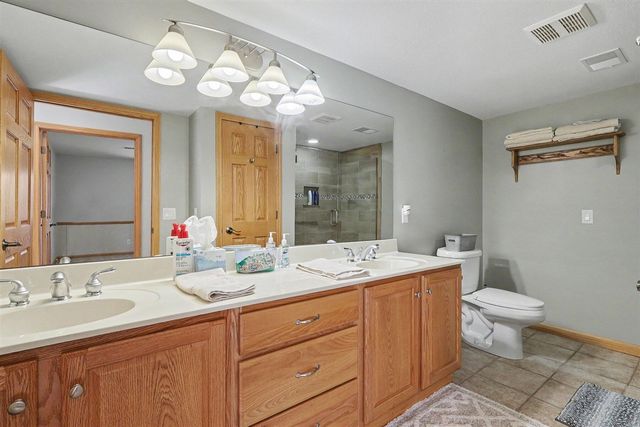 6758 Windflower Way, Muskegon, MI 49444