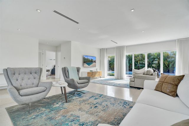 2514 Yacht Club Blvd, Fort Lauderdale, FL 33304