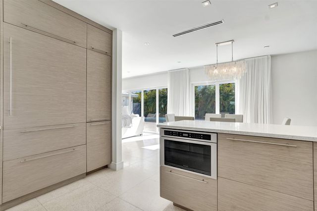 2514 Yacht Club Blvd, Fort Lauderdale, FL 33304