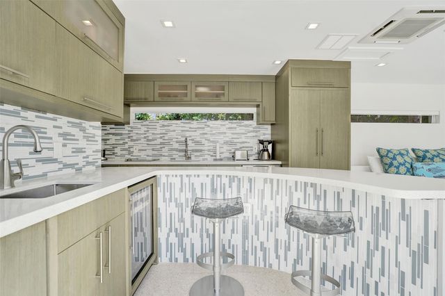 2514 Yacht Club Blvd, Fort Lauderdale, FL 33304