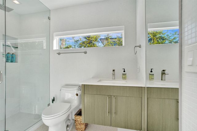 2514 Yacht Club Blvd, Fort Lauderdale, FL 33304