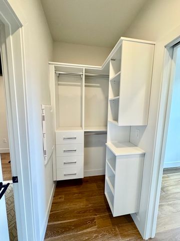566 Columbus Ave 406, Boston, MA 02118