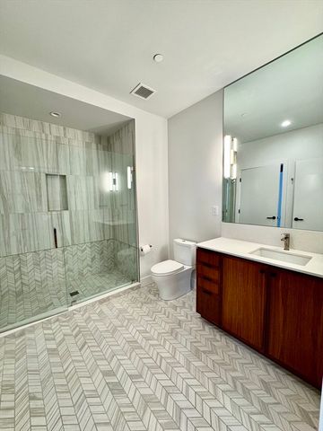 566 Columbus Ave 406, Boston, MA 02118