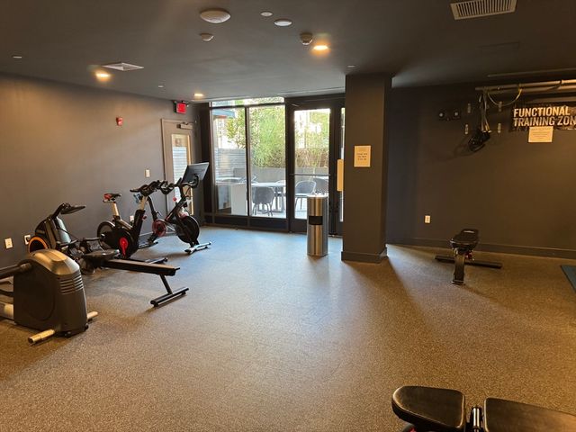 566 Columbus Ave 406, Boston, MA 02118