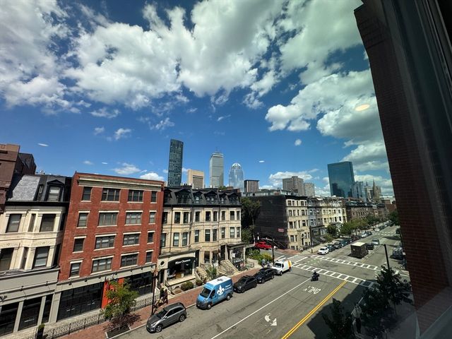 566 Columbus Ave 406, Boston, MA 02118