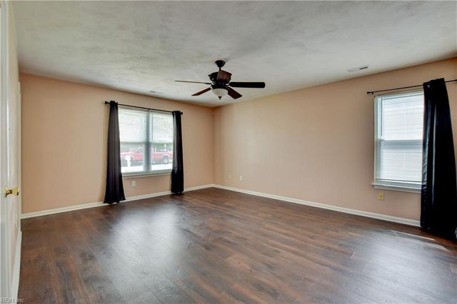 900 Raton CT, Virginia Beach, VA 23454