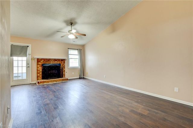 900 Raton CT, Virginia Beach, VA 23454
