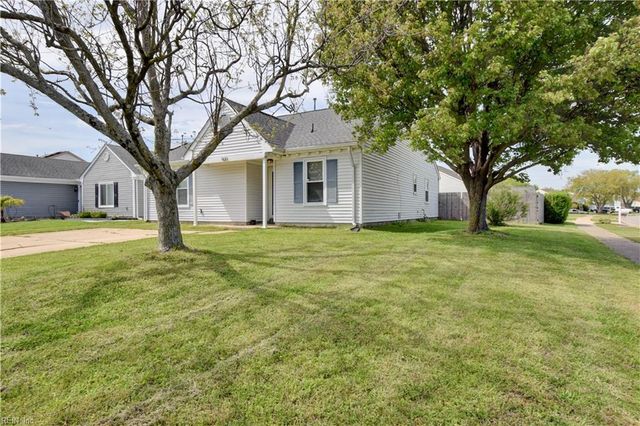 900 Raton CT, Virginia Beach, VA 23454