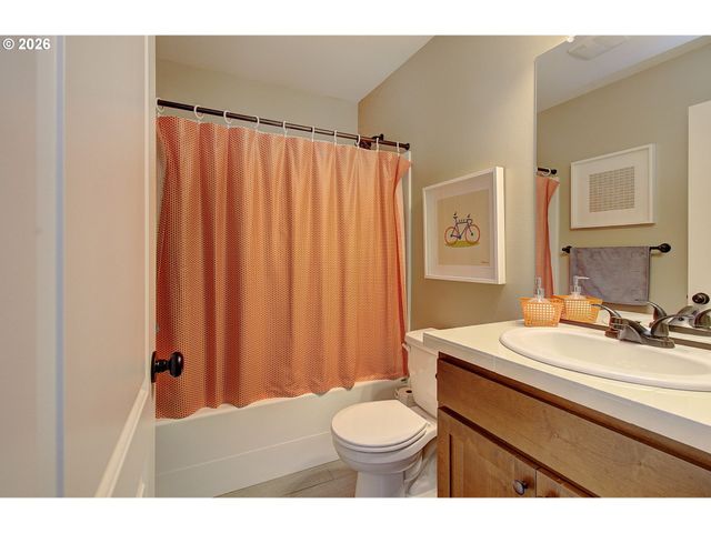 13012 Ne 28TH Way, Vancouver, WA 98684