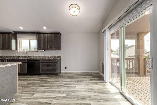 7619 W SURREY Avenue, Peoria, AZ 85381