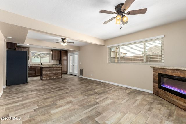 7619 W SURREY Avenue, Peoria, AZ 85381