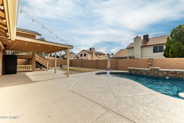 7619 W SURREY Avenue, Peoria, AZ 85381