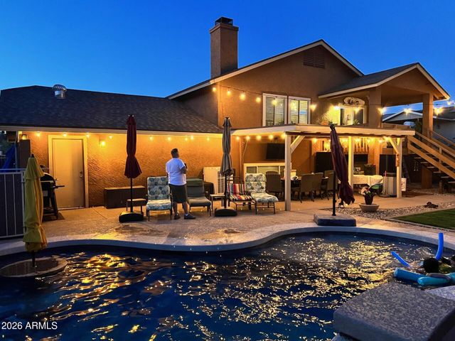 7619 W SURREY Avenue, Peoria, AZ 85381