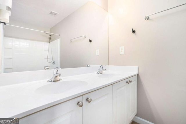 1184 Liberty Parkway NW, Atlanta, GA 30318