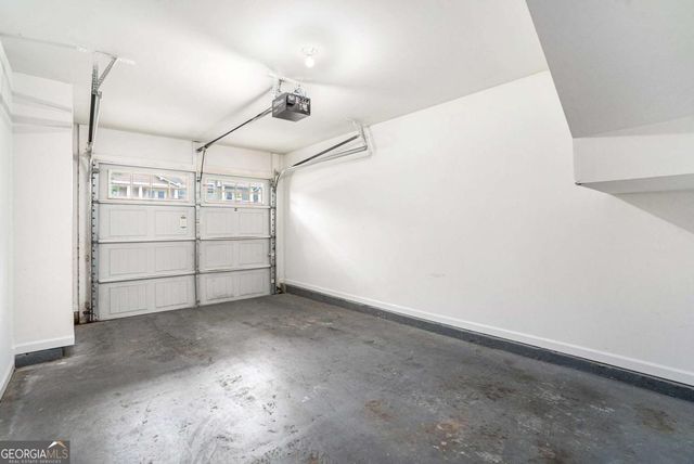 1184 Liberty Parkway NW, Atlanta, GA 30318