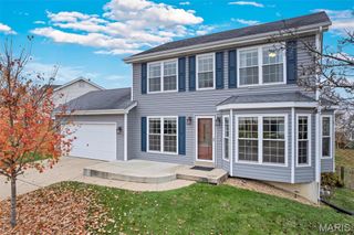 4 Royalltrail Court, O'fallon, MO 63368