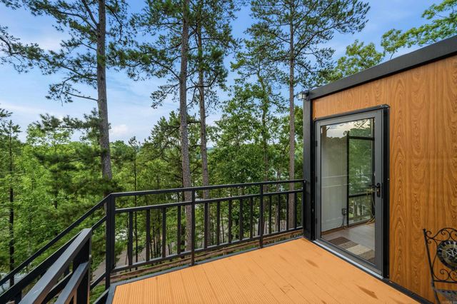 124 Waterfall Court, Hot Springs National Park, AR 71913