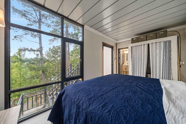 124 Waterfall Court, Hot Springs National Park, AR 71913