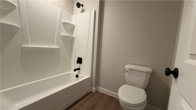 3553 Sepehr Lake Dr, Robstown, TX 78380