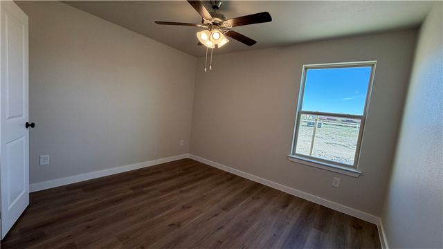 3553 Sepehr Lake Dr, Robstown, TX 78380