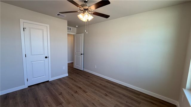 3553 Sepehr Lake Dr, Robstown, TX 78380