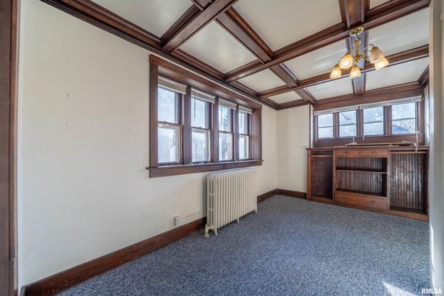 1620 W FREDONIA Avenue, Peoria, IL 61606