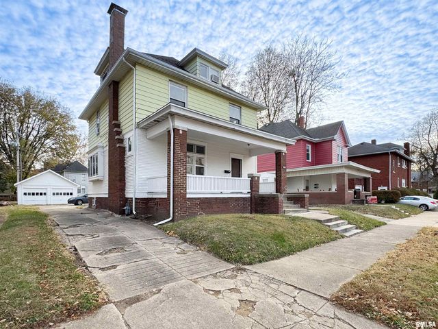 1620 W FREDONIA Avenue, Peoria, IL 61606