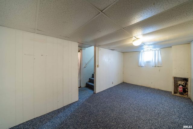 1620 W FREDONIA Avenue, Peoria, IL 61606