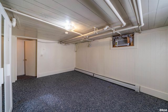 1620 W FREDONIA Avenue, Peoria, IL 61606