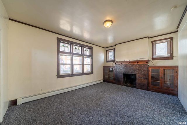 1620 W FREDONIA Avenue, Peoria, IL 61606