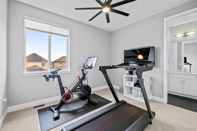 8659 E 54th Avenue, Denver, CO 80238