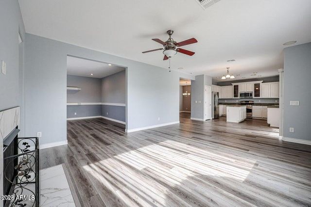 10863 W WASHINGTON Street, Avondale, AZ 85323