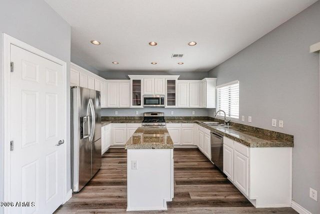 10863 W WASHINGTON Street, Avondale, AZ 85323