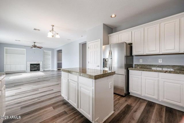 10863 W WASHINGTON Street, Avondale, AZ 85323