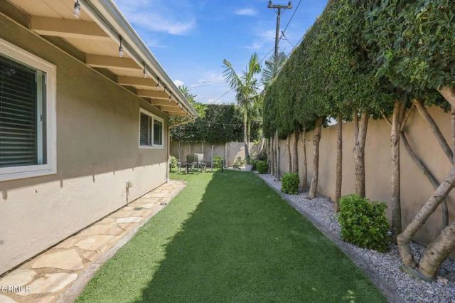 1300 Bluebell Street, Oxnard, CA 93036