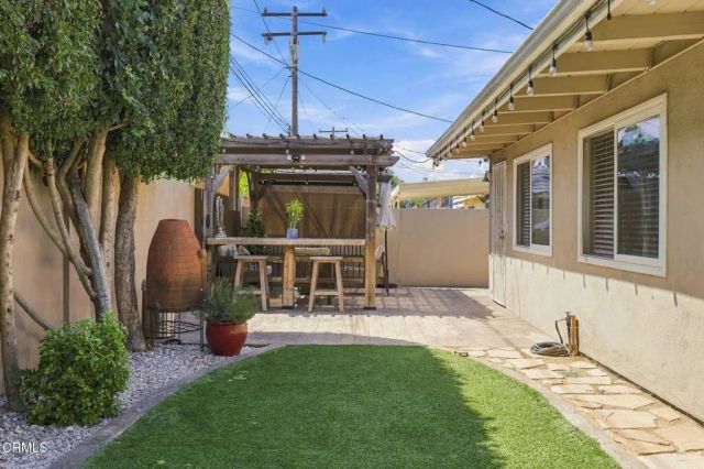 1300 Bluebell Street, Oxnard, CA 93036