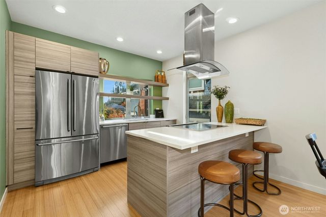 4411 Meridian Avenue N, Seattle, WA 98103