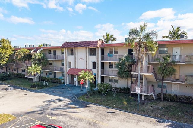 3900 NW 76th Avenue 307, Sunrise, FL 33351