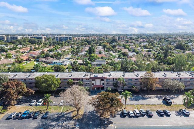 3900 NW 76th Avenue 307, Sunrise, FL 33351