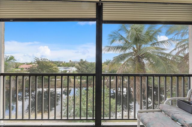 3900 NW 76th Avenue 307, Sunrise, FL 33351