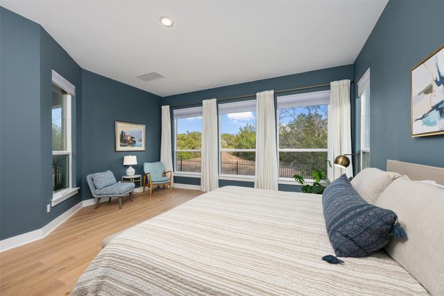 438 Pear Tree LN, Austin, TX 78737