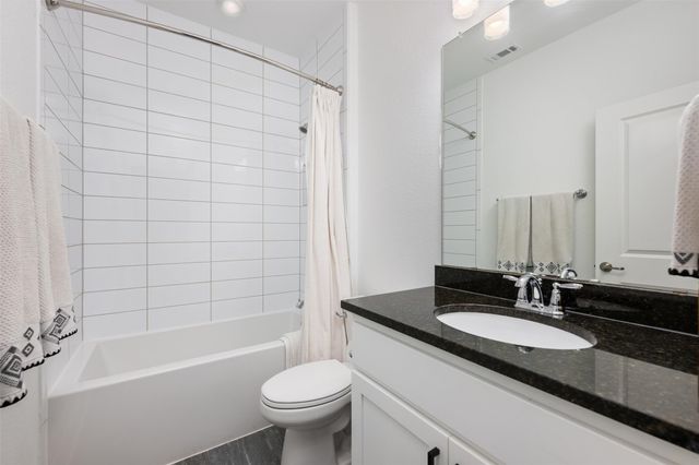 438 Pear Tree LN, Austin, TX 78737