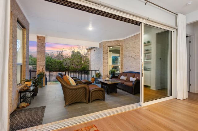 438 Pear Tree LN, Austin, TX 78737