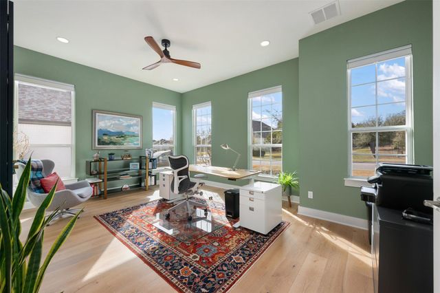 438 Pear Tree LN, Austin, TX 78737