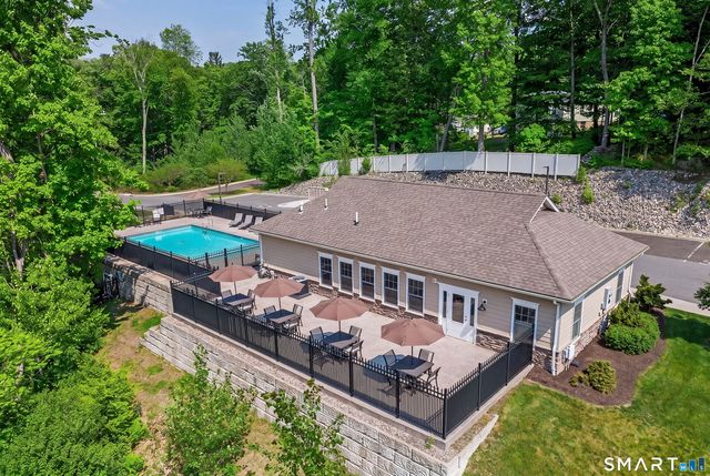 9 Covered Bridge Road, Newtown, CT 06470