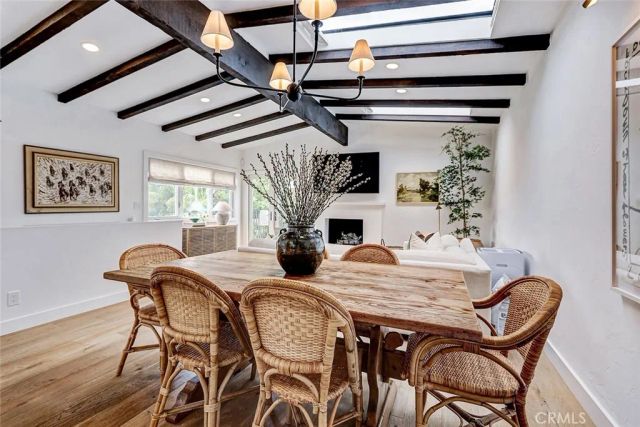 3211 N Valley, Manhattan Beach, CA 90266