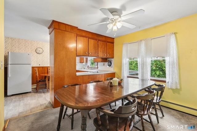 31 Jeanette Road, Danbury, CT 06811